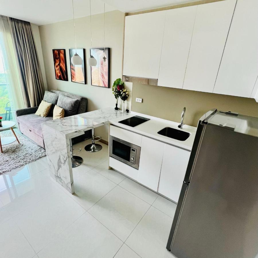 Riviera Jomtien Roomy 1-Bdr Seaview Condo Exterior photo